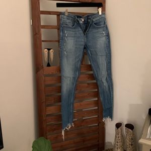 Zara Jeans Size 8 - Ripped mid rise